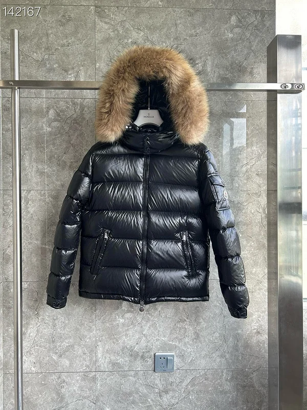 Moncler sz1-6 26yr235 (1)